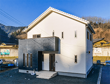 2階にも洗面所がある二世帯住宅